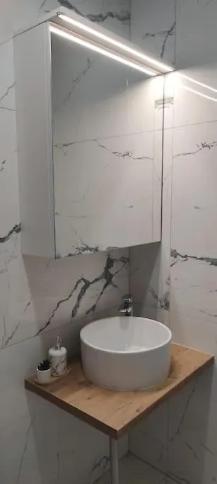 Apartment Studio With Patio - Steps Away From Center Ljubljana